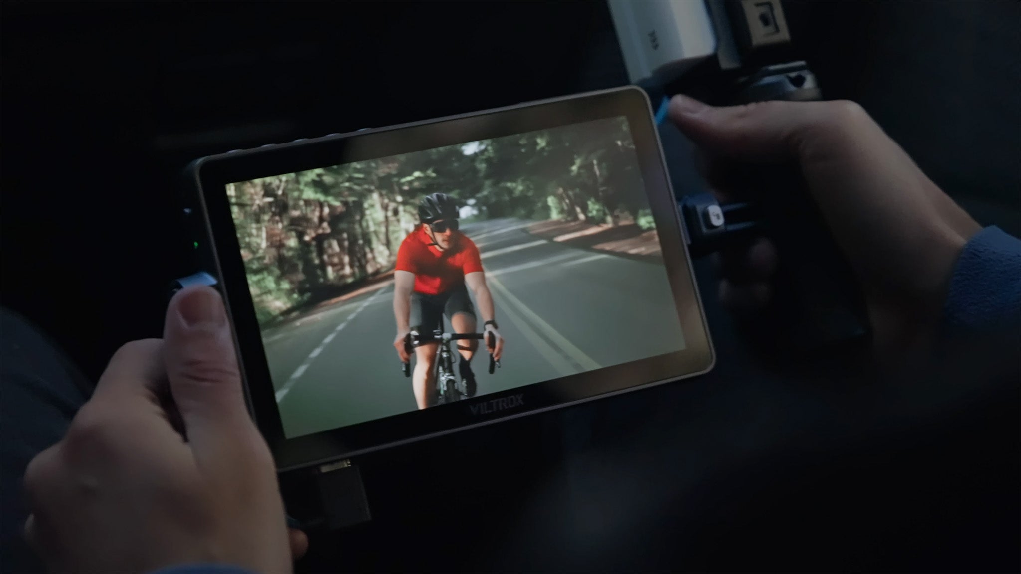 DC-L1 Full HD touchscreen monitor for budget-friendly video production